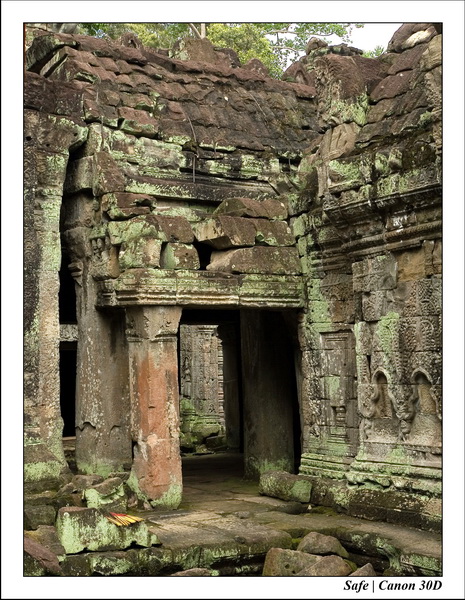 2006 - 07 - Temple angkor - Phrea Khan 21